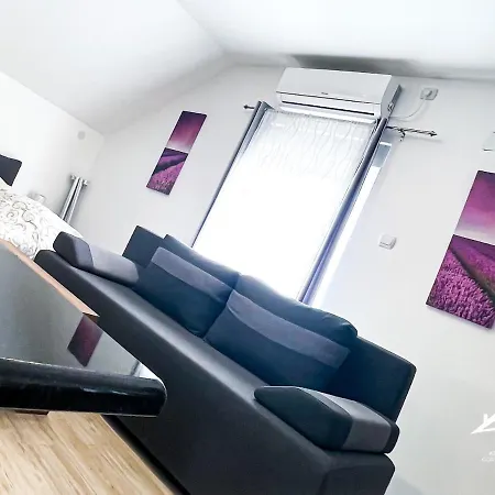 J&s - Apartmán Gornja Toponica